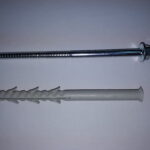 TORNILLERIA triple expansion REDUCTORES 140X7 mm diametro + taco plastico de 10